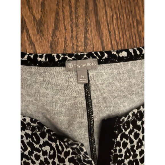 TALBOTS Black Animal Print Jersey Knit Split Neck Dress Sz Medium - Picture 5 of 6